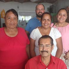 Na escola Sor Juana, estudantes, professores e familiares aprendem juntos